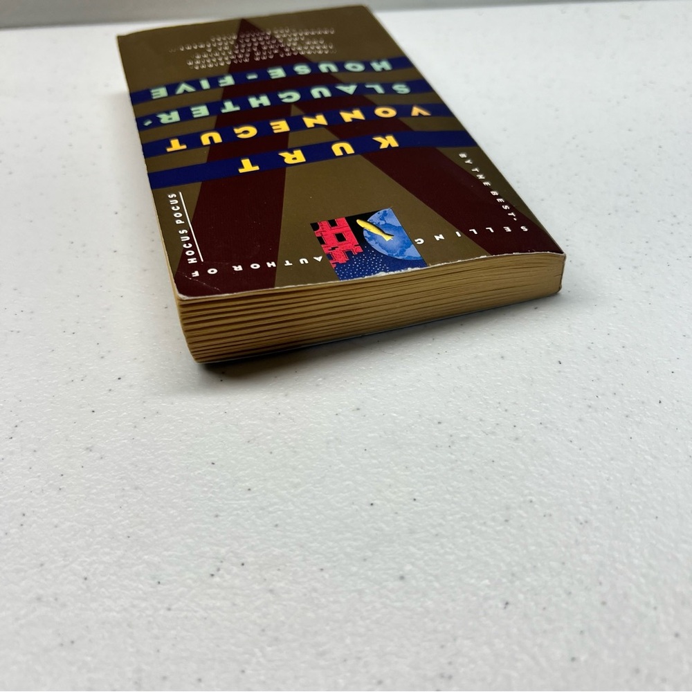 KURT VONNEGUT Slaughterhouse Five 1991 Paperback Edition - Picture 5 of 7